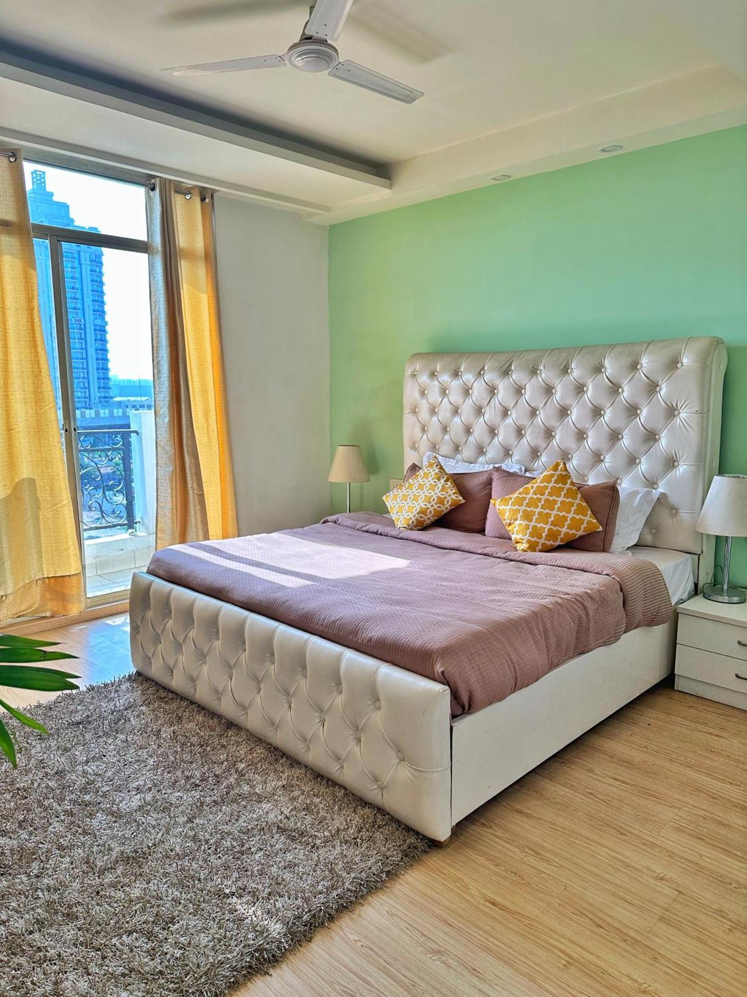 Flamingo Hotel Sector 67 I Studio Rooms I Gurgaon Exterior foto